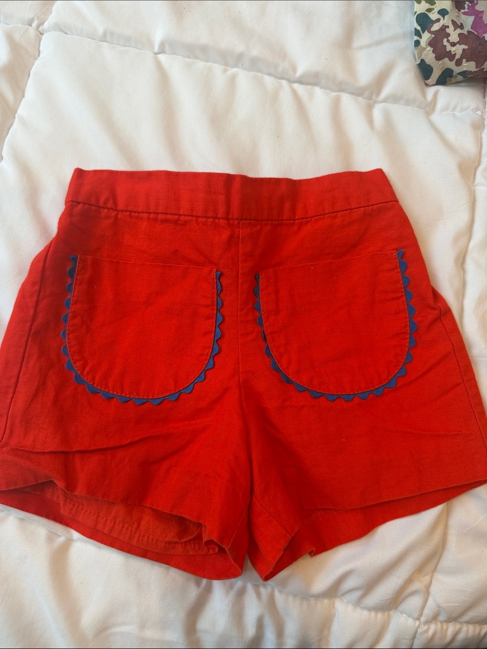 Jacadi  Red Scalloped Pocket Shorts size 12m